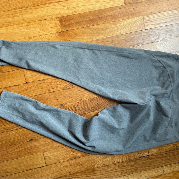 Adidas gray leggings - Picture 3 of 3